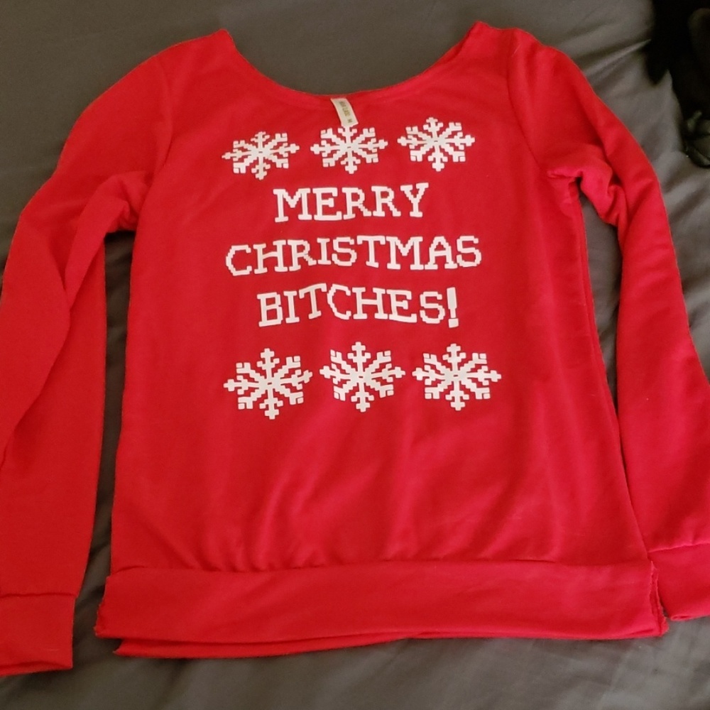 Christmas sweatshirt. Fits a S.
